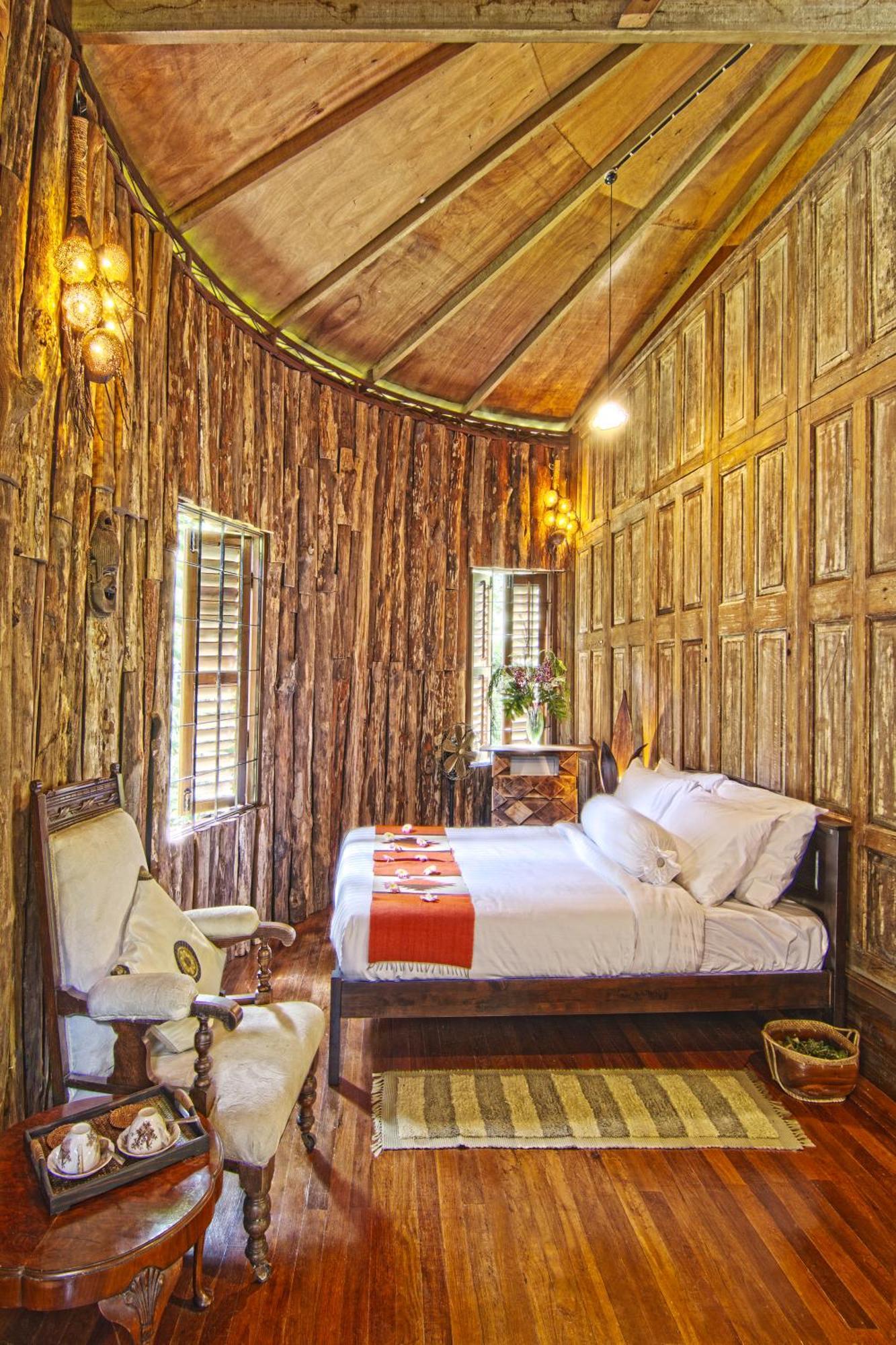 Fig Tree Hills Resort 바얀레파스 객실 사진